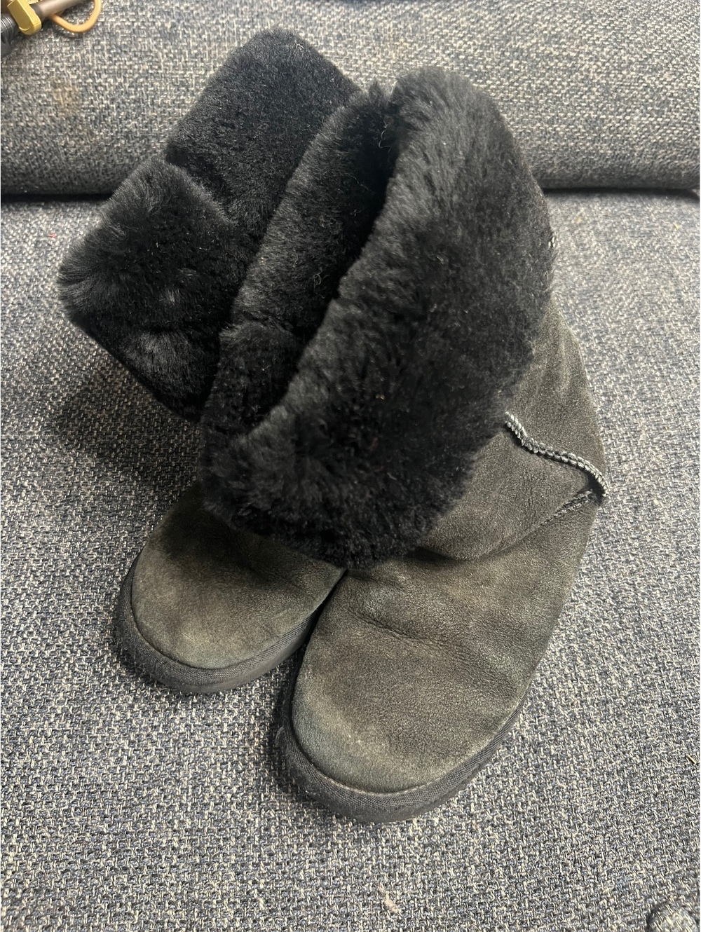 UGG size 7 black boots with fur cuff
